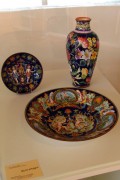 ceramiche di Faenza decorate a fiori e raffaellesche