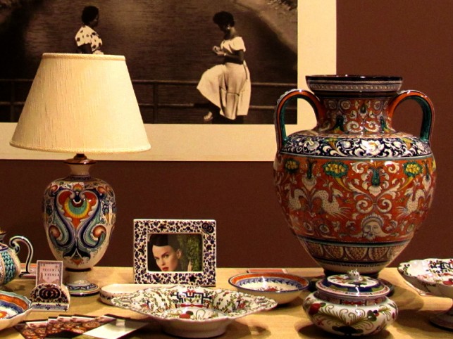 Mostra al Magazzino del Sale a Cervia Ceramiche A Cervia