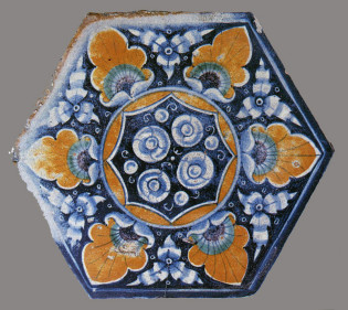 Mattonella “A Pavona” del pavimento Vaselli di S. Petronio