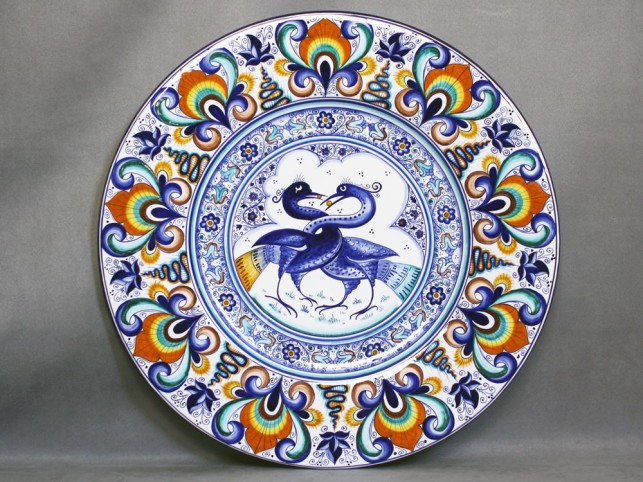 piatto ornamentale con 2 astorri