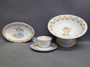 piatto, alzata e tazzina da caffè in ceramica di Faenza stile Compendiario