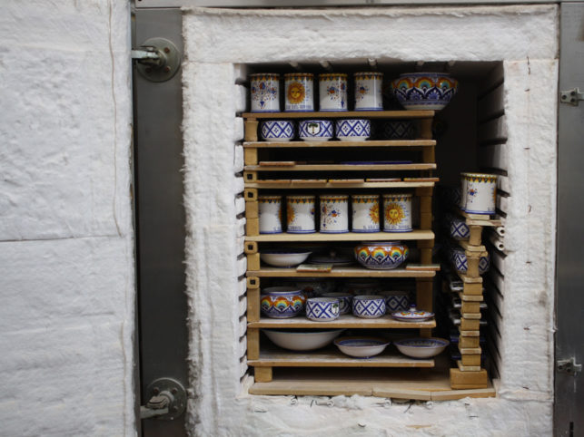 il forno dopo la cottura delle ceramiche artistiche