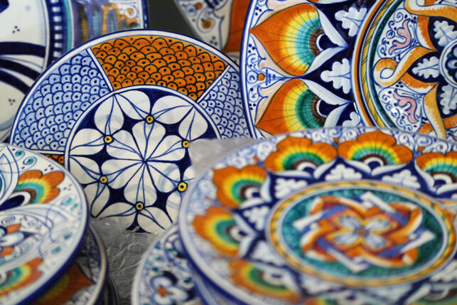 piatti tradizionali ceramica made in italy 2020