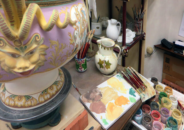 la decorazione di un vaso raffaellesco