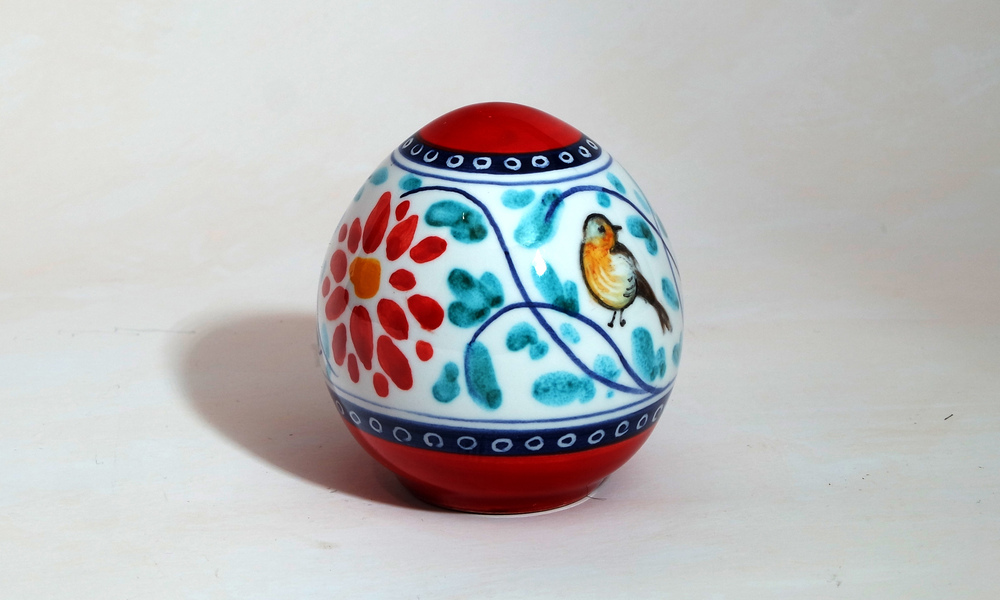 red and blue easter egg with bird, La Vecchia Faenza ceramics
