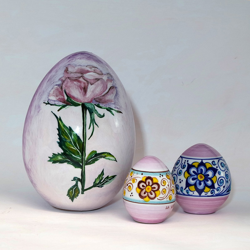 easter eggs with ceramic rose