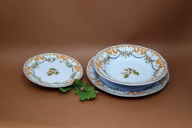 set di piatti da tavola decoro Ghianda